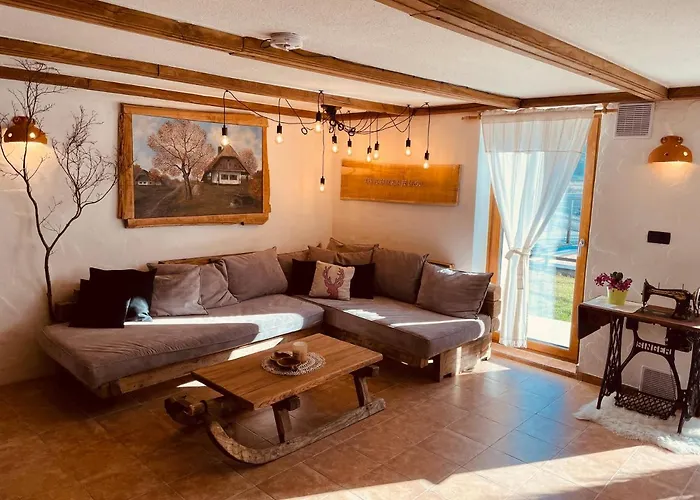 Wellness House Lagev Casa de Férias